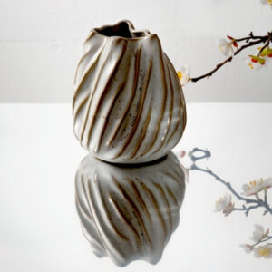 MIRROR METAL IPT5000 – High-Gloss Mirror Effect Vinyl Wrap